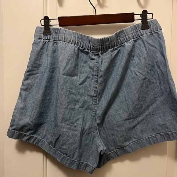Chambray shorts - Picture 2 of 3